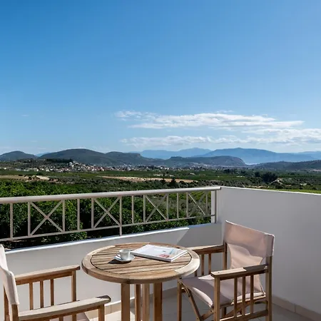 Anassia Apartment